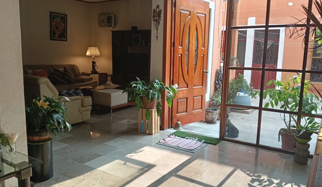 1000063856