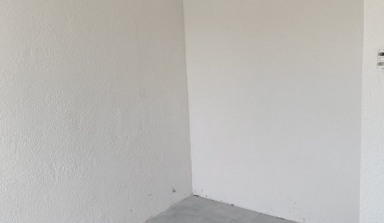 1000097868