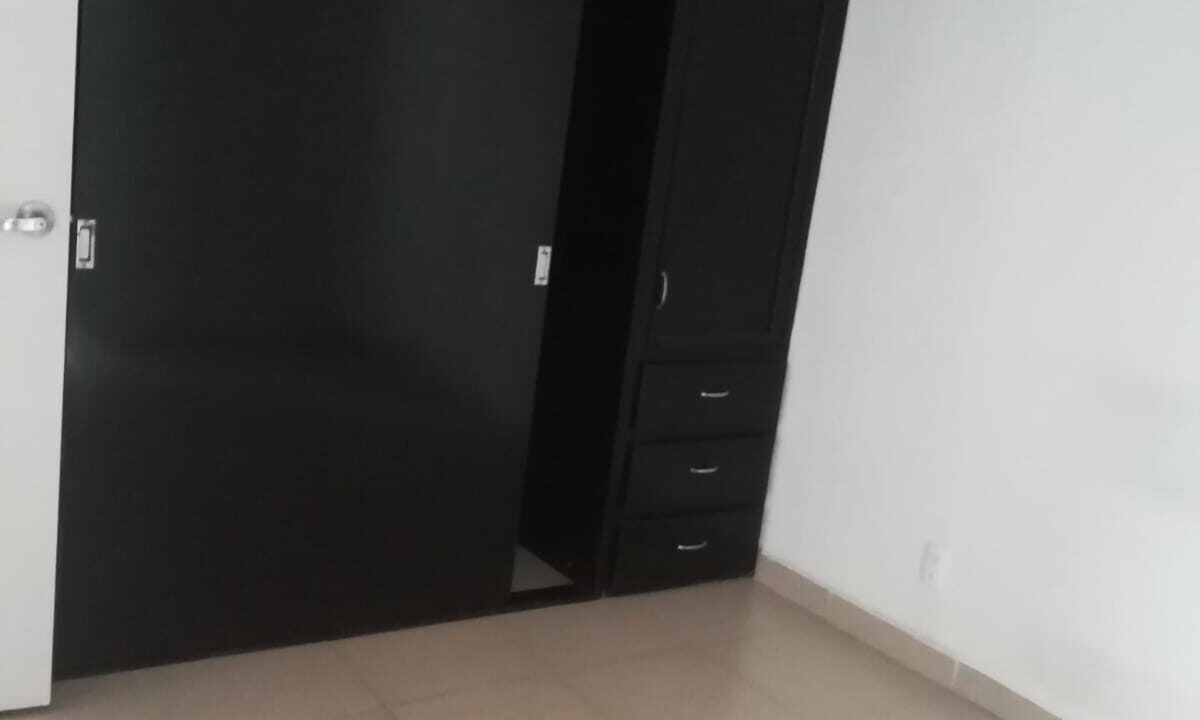 1000103315