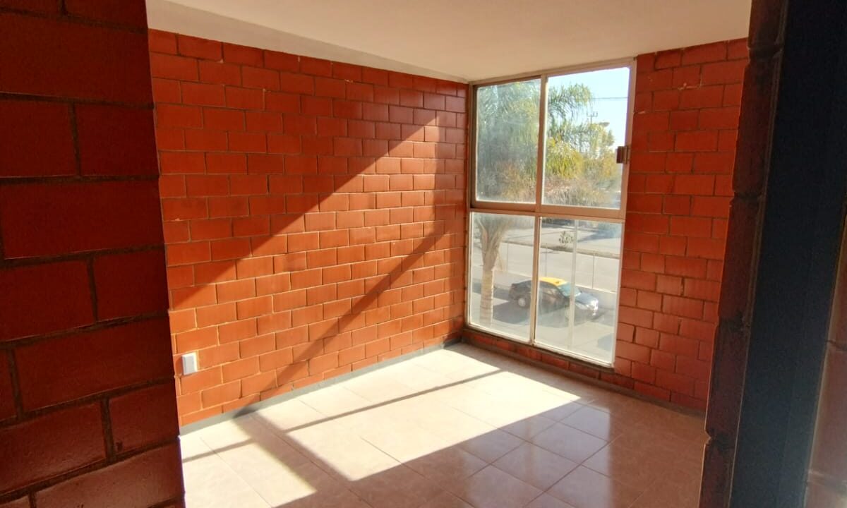 1000161112